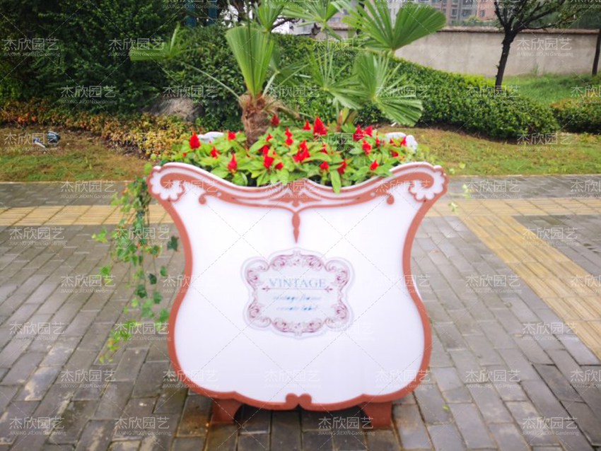 鋁合金花箱、PVC花箱孰好孰壞？