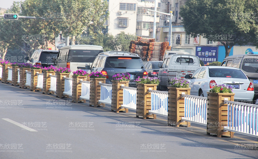 鋁合金花箱價(jià)格及規(guī)格是多少？