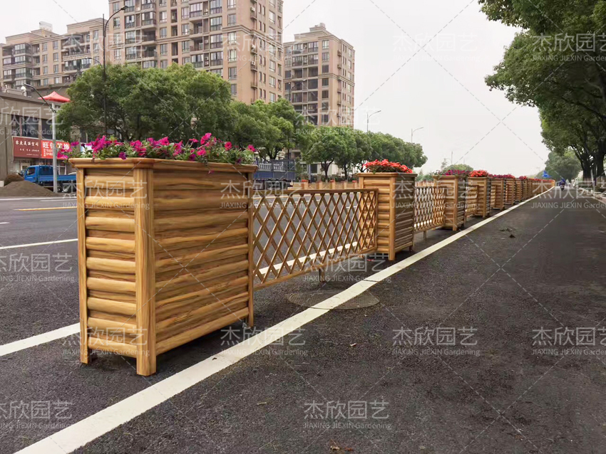 道路花箱護(hù)欄有哪些款式？