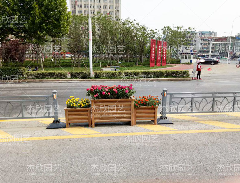 如何查看道路花箱廠家真假？
