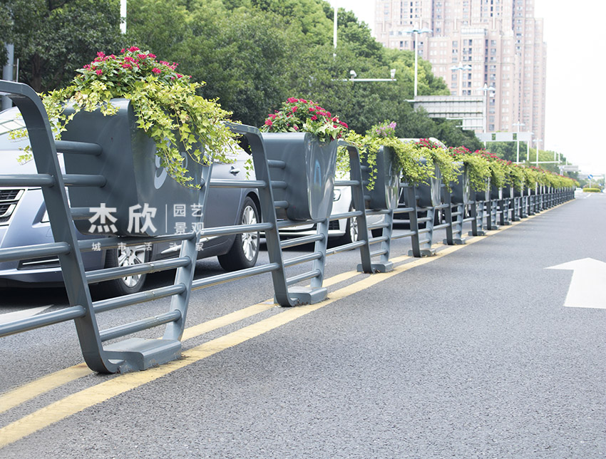 市政不銹鋼花箱質(zhì)量如何？