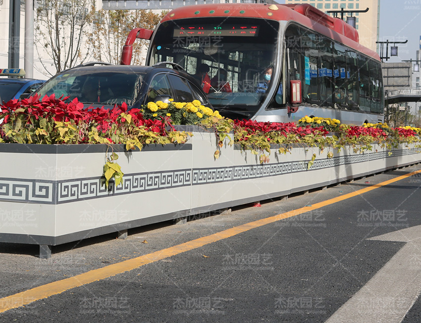 關(guān)于道路護欄花箱的問題，一次講清